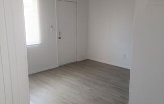 5thave4544-4560