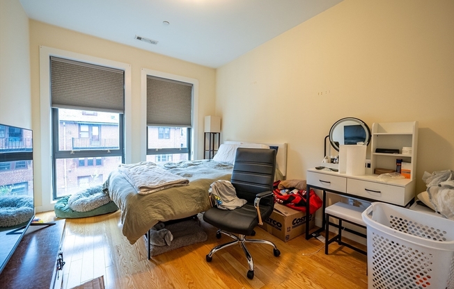 1 bed, 1 bath, 759 sqft, $3,600, Unit 205