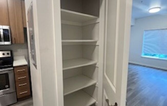 Studio, 1 bath, 501 sqft, $1,550, Unit 116