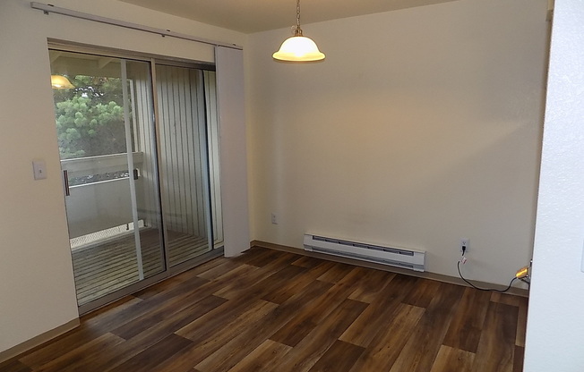 1 bed, 1 bath, 667 sqft, $1,325