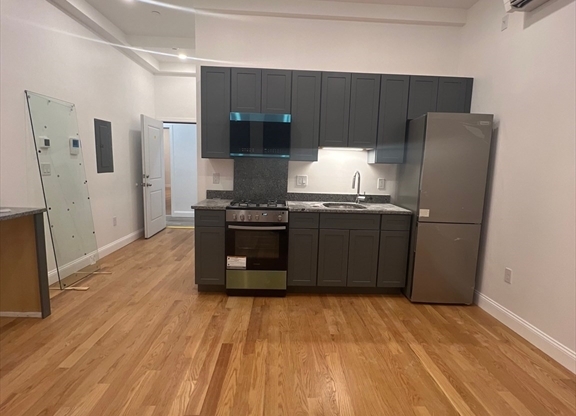 Studio, 1 bath, $1,750, Unit 101