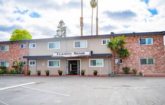 1560 Fairmont Manor Apartments