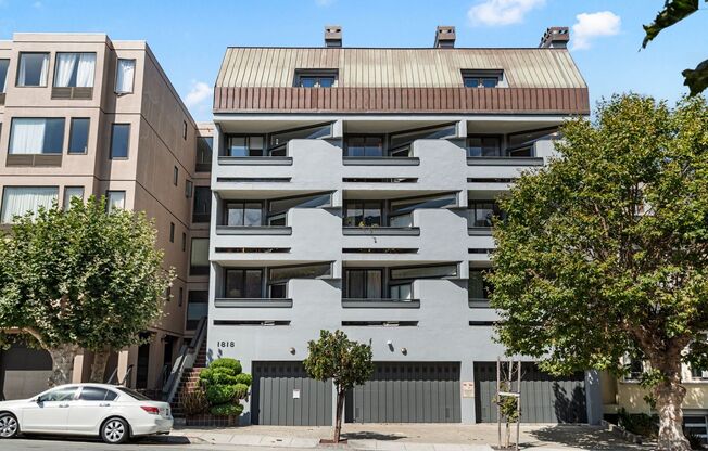 Epic REA: 1 BR/ 1 BA Chic Condo in Iconic Pacific Heights!