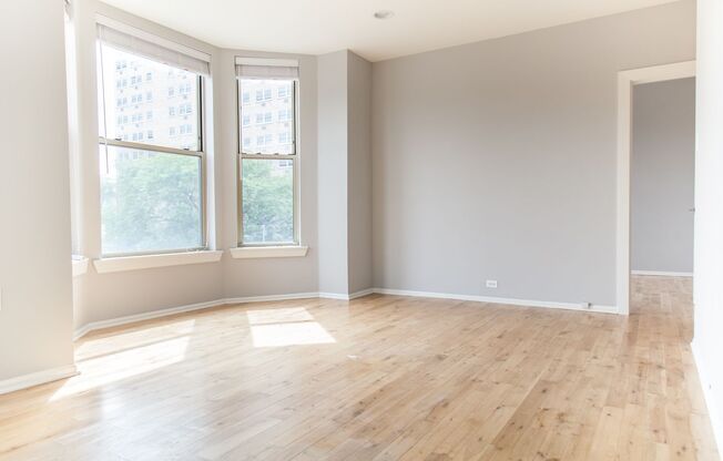 1 bed, 1 bath, 600 sqft, $2,495, Unit 3266 - 2E