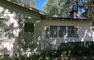 3 beds, 1 bath, $1,600