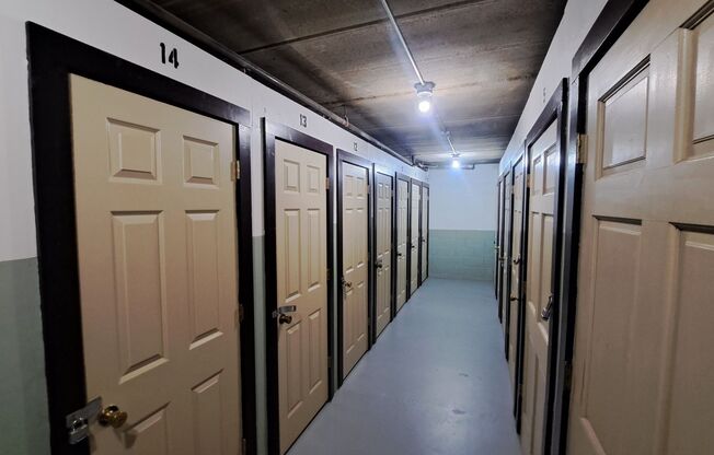 1 bed, 1 bath, 550 sqft, $1,150, Unit 301