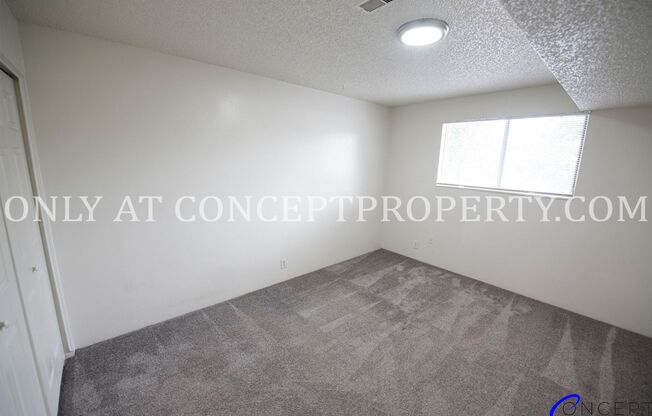 1 bed, 1 bath, 700 sqft, $1,099, Unit 18