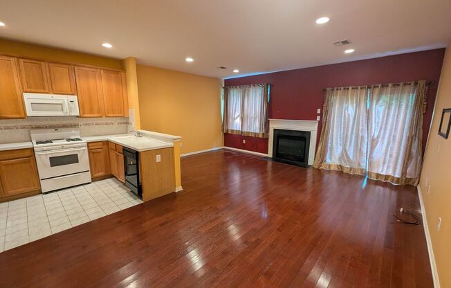 14 SAND HL CT