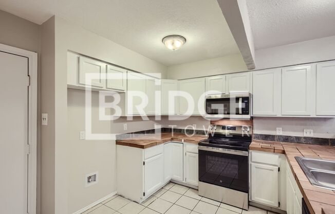 3 beds, 2 baths, 1,352 sqft, $1,914, Unit 7409 Rutgers Circle B