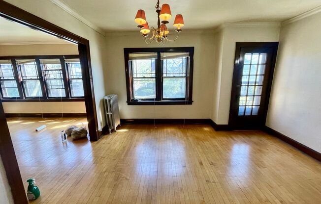 1 bed, 1 bath, $1,025, Unit 17