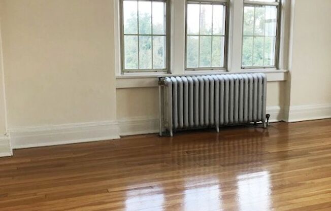 2 beds, 2 baths, 1,050 sqft, $2,050, Unit 704