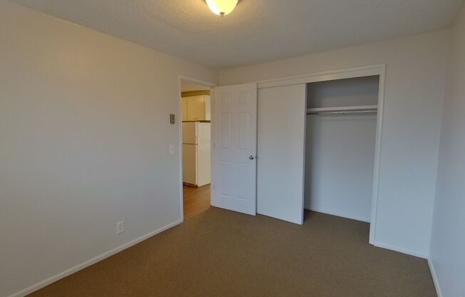 1 bed, 1 bath, $1,150, Unit 13