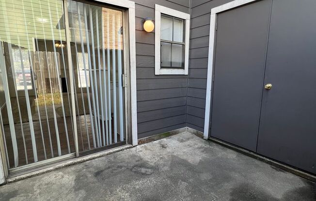 1 bed, 1.5 baths, 776 sqft, $975, Unit 19-604