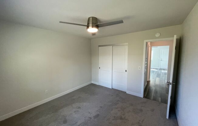 2 beds, 1 bath, $2,700