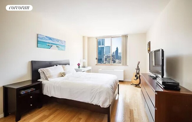 1 bed, 1 bath, 625 sqft, $4,700, Unit 24D