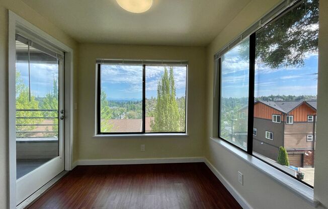 2 beds, 2 baths, 900 sqft, $2,995, Unit 301