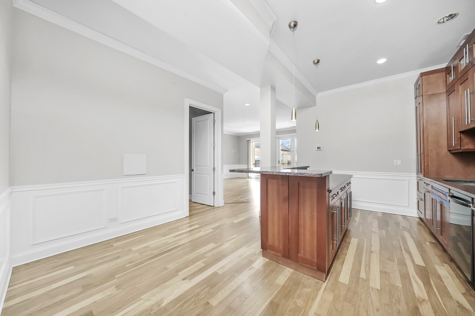 5010 W Lawrence Ave, Chicago IL