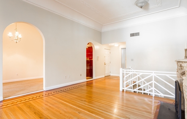 327 Commonwealth Ave.