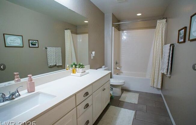 Stunning Solar-Powered Home in Prime Northwest Location!