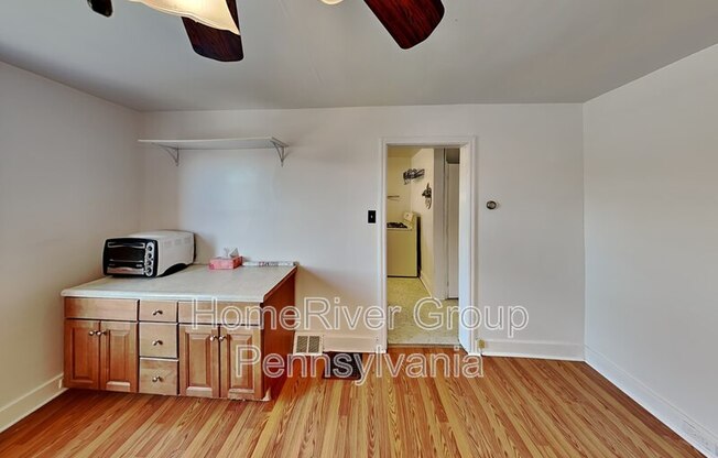 3016 GRAYSON AVE