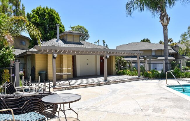 3 beds, 2.5 baths, $4,350, Unit # 11