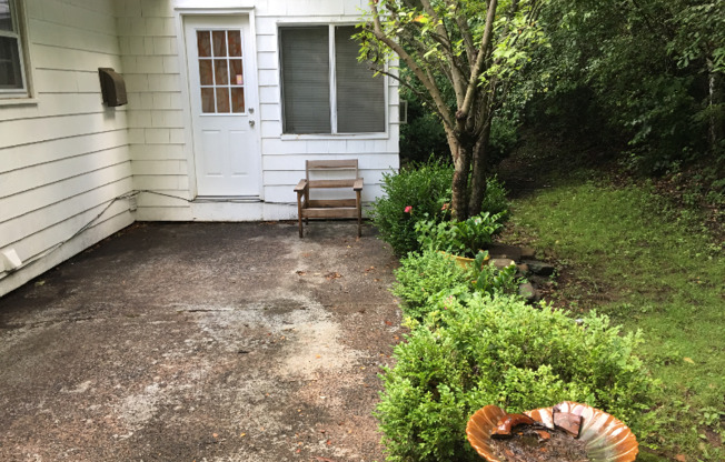 61 KIRKWOOD RD