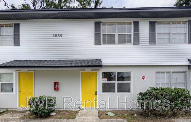2885 YELLOW PINE CT