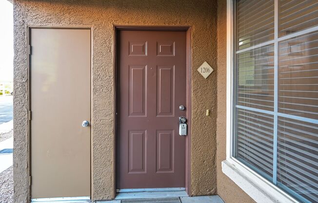 Guard Gated!!! Community Pool, Spa!!! Fitness Center!!! 1st floor condo!! One Car Garage!!! No Carpet!!! Pet Friendly!!!