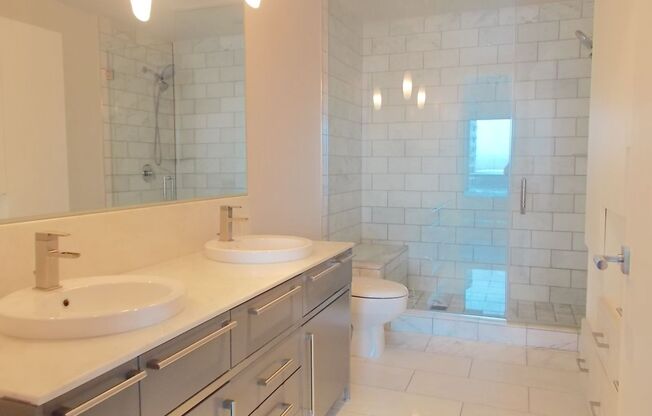 2 beds, 2 baths, $5,400, Unit UNIT 2909