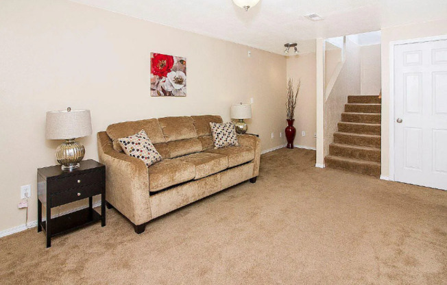 626 S 38 ST