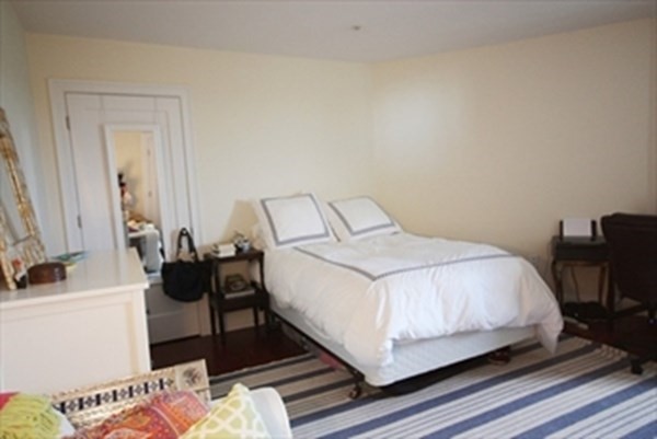 2 beds, 2 baths, 1,561 sqft, $6,250, Unit C1007