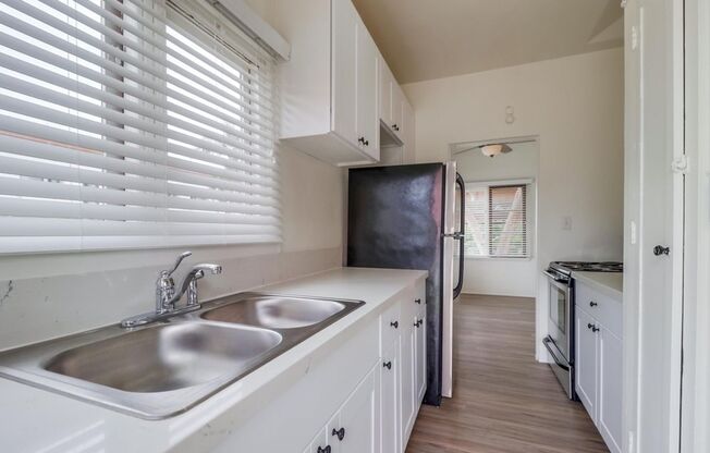 1 bed, 1 bath, $1,995, Unit 2360