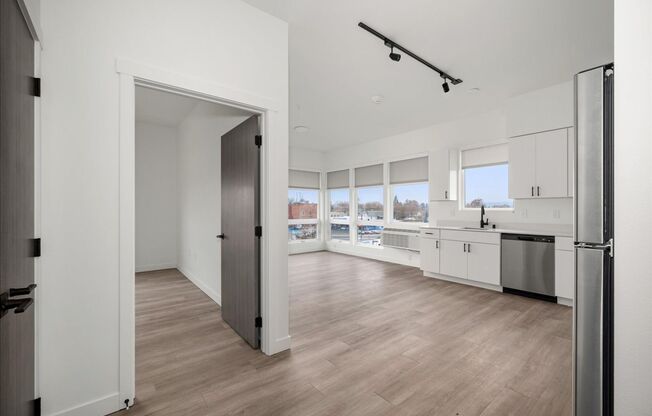 2 beds, 2 baths, 1,045 sqft, $1,890, Unit #209