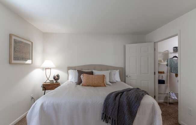 Large master bedroom at Barton Farms in Greenwood, IN 46143