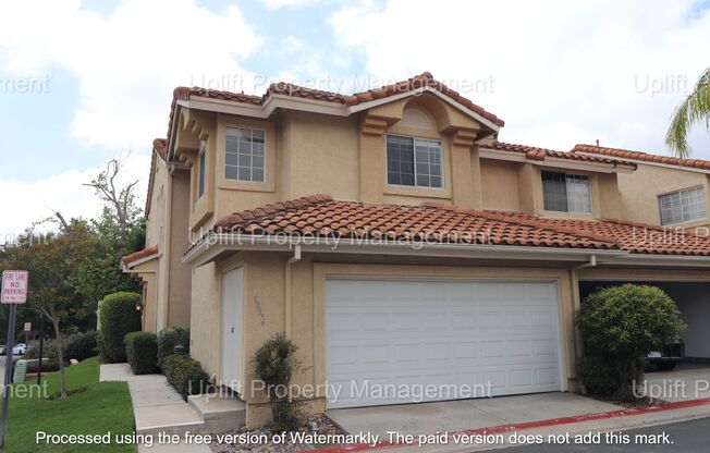 3 BED, 2.5 BATH TOWNHOME W/ ATTACHED 2 CAR GARAGE WITH COMMUNITY POOL! AVAILABLE NOW!
