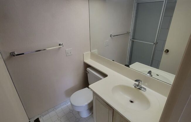 2 beds, 2 baths, $1,350, Unit # #B