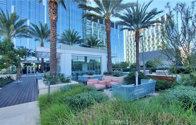 1 bed, 1 bath, 748 sqft, $2,500, Unit 1805