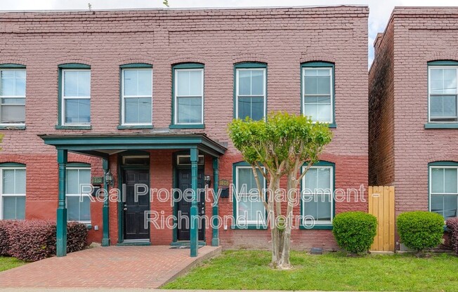 1808 PARKWOOD AVE