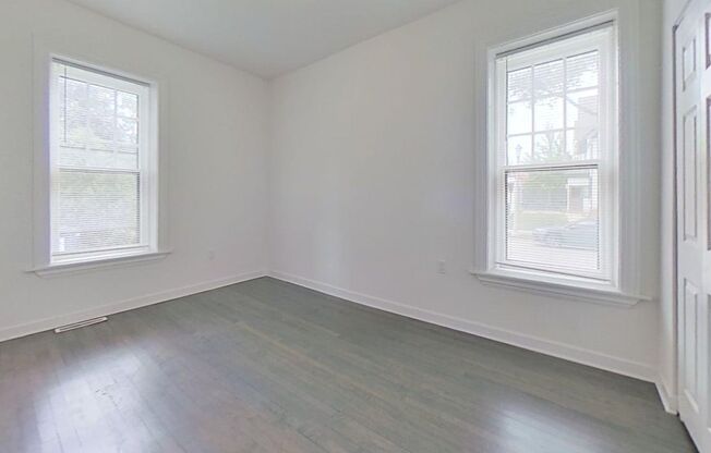 2803 E. Belleview Pl.