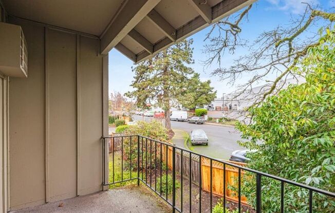 1 bed, 1 bath, 788 sqft, $1,295, Unit 103