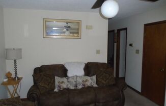 2 beds, 2 baths, $850