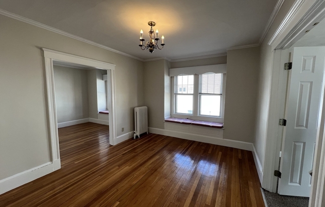 16 LURTON ST
