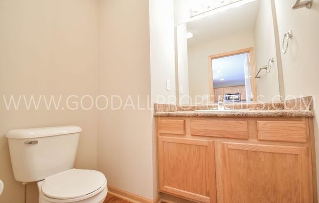 2 beds, 2.5 baths, $1,595