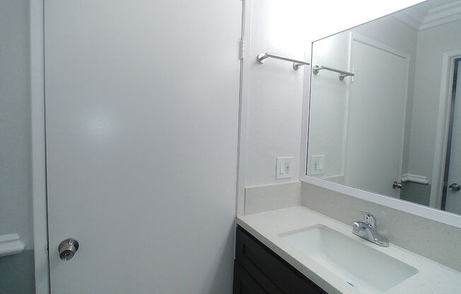 2 beds, 2 baths, 910 sqft, $2,895, Unit 302