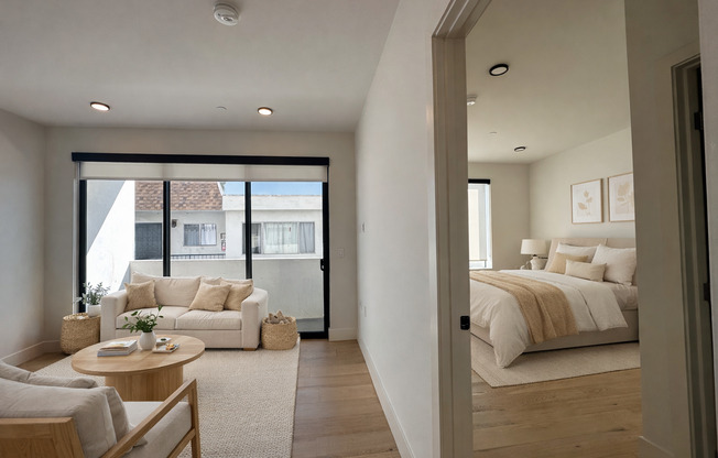 Make this Premier Community in Hollywood your new home! | Edenhaus Lexington