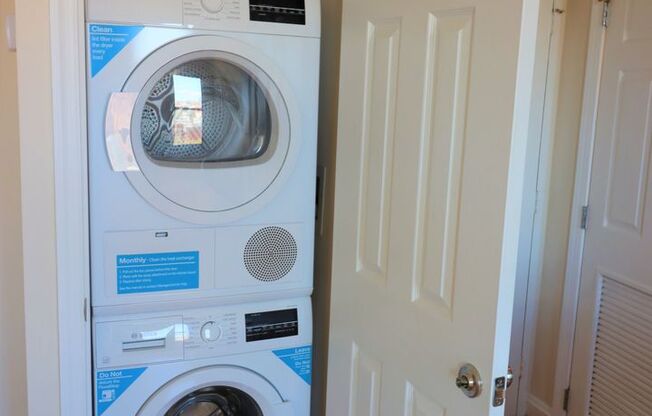 Studio, 1 bath, 407 sqft, $2,075, Unit H411