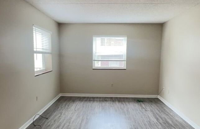 1 bed, 1 bath, $1,600