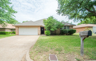 Beautifully Crafted 3-2-2 in Fort Worth! New Updates, New AC, New Roof!