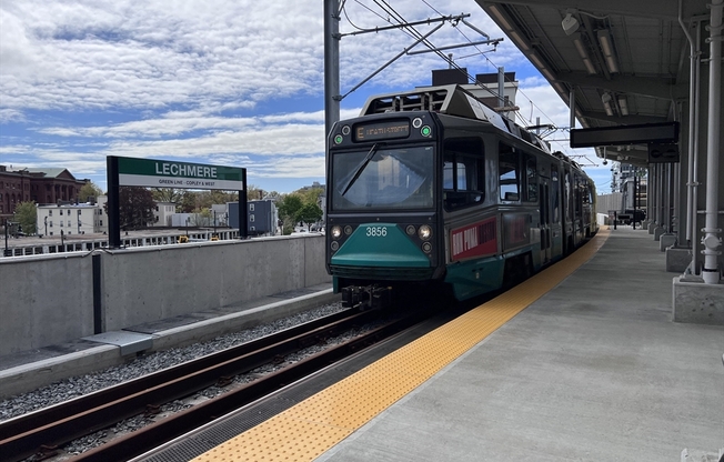 1 bed, 1 bath, 800 sqft, $3,600, Unit 402