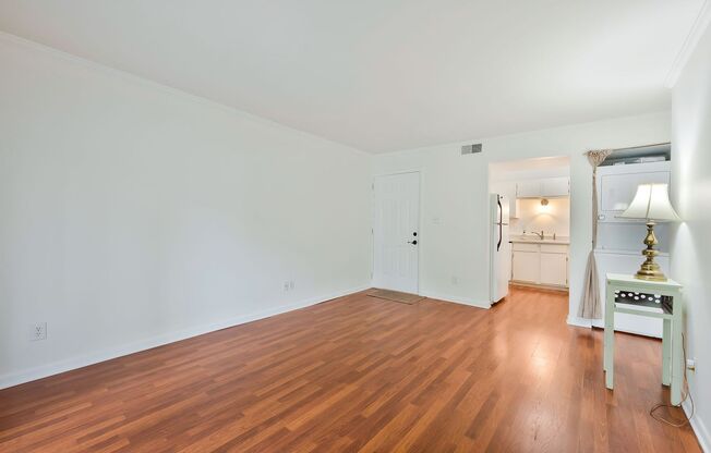 1 bed, 1 bath, $1,350